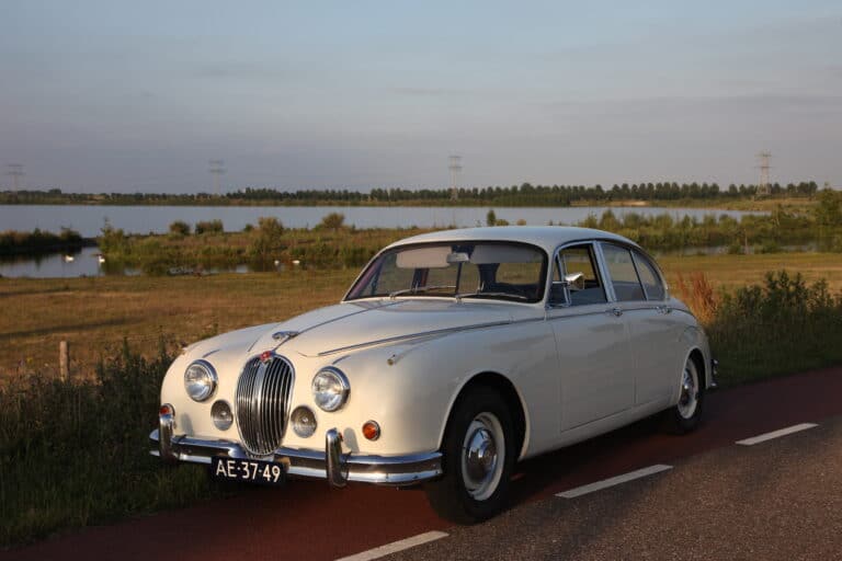 Jaguar MK2